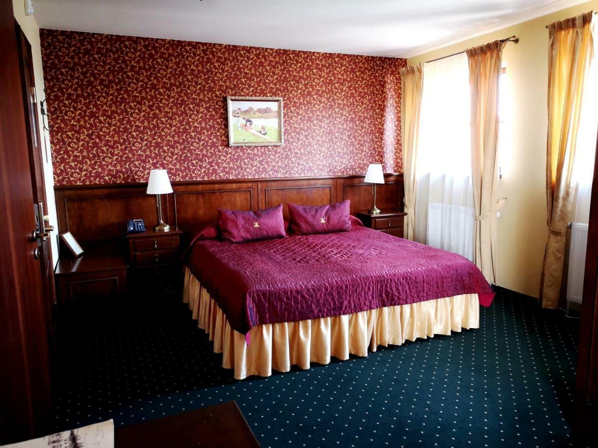 Rowing Hotel Trakai Eksteriør billede